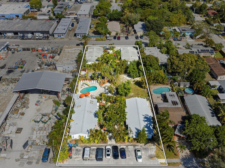 Property Photo:  560-564 NE 34th Street  FL 33334 