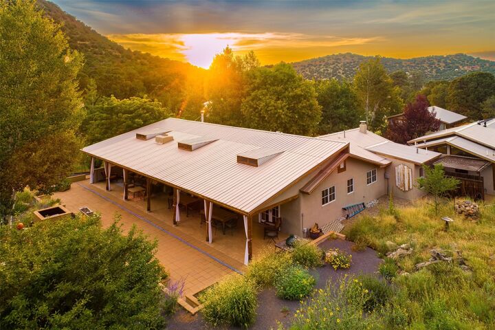 Property Photo: 10 Sabina Lane NM 87508