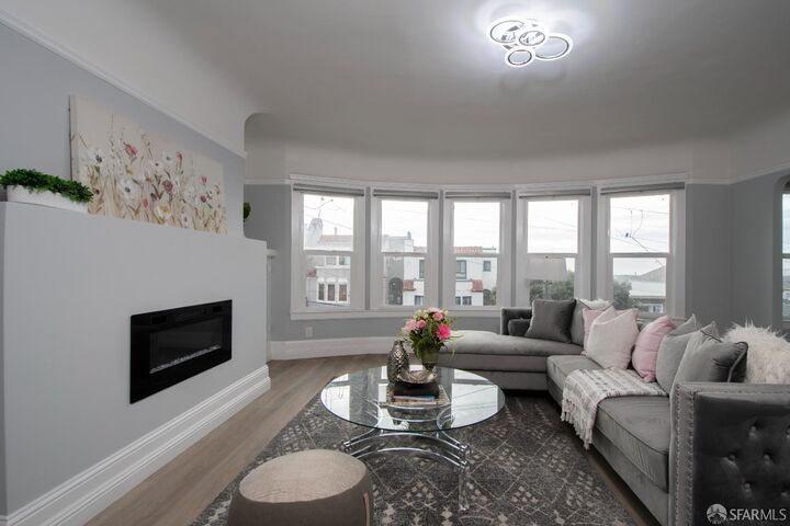 Property Photo:  1482-1484 18th Avenue  CA 94122 