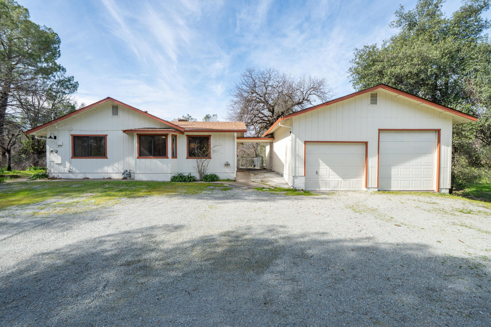 Property Photo: 2580 Keswick Dam Road CA 96003