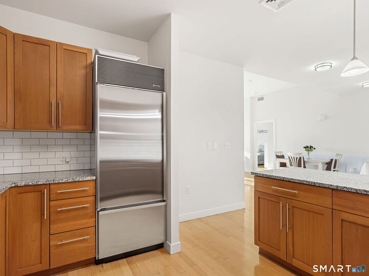 Property Photo:  1515 Summer Street 601  CT 06905 