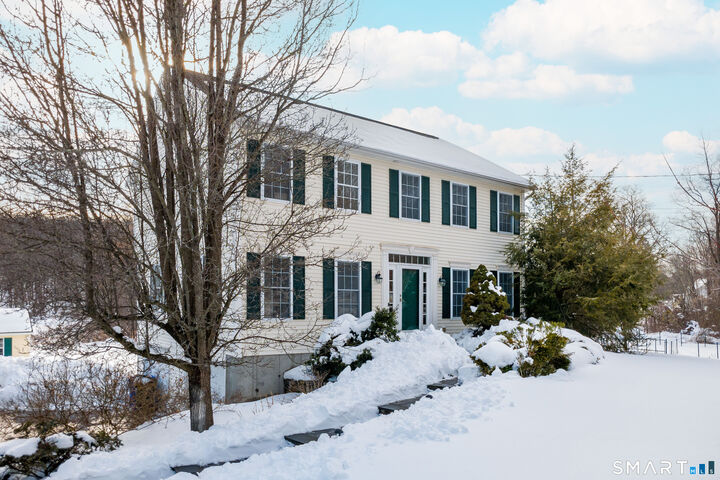 Property Photo:  73 Dodgingtown Road  CT 06470 