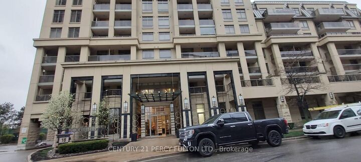 Property Photo:  18 Kenaston Gardens 317  ON M2K 3C7 