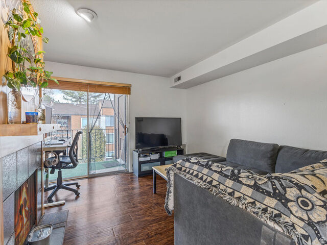 Property Photo: 2418 S Elizabeth St 5 UT 84106