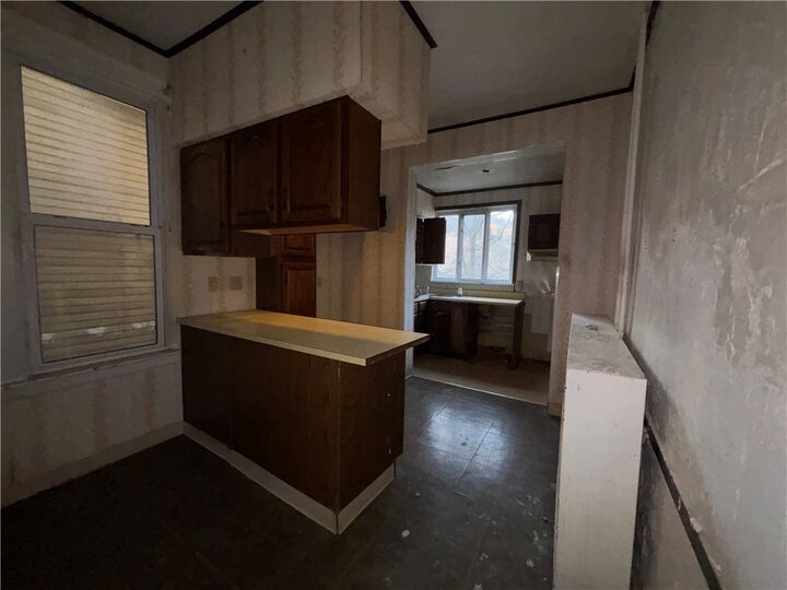 Property Photo:  510 3rd St  PA 15140 