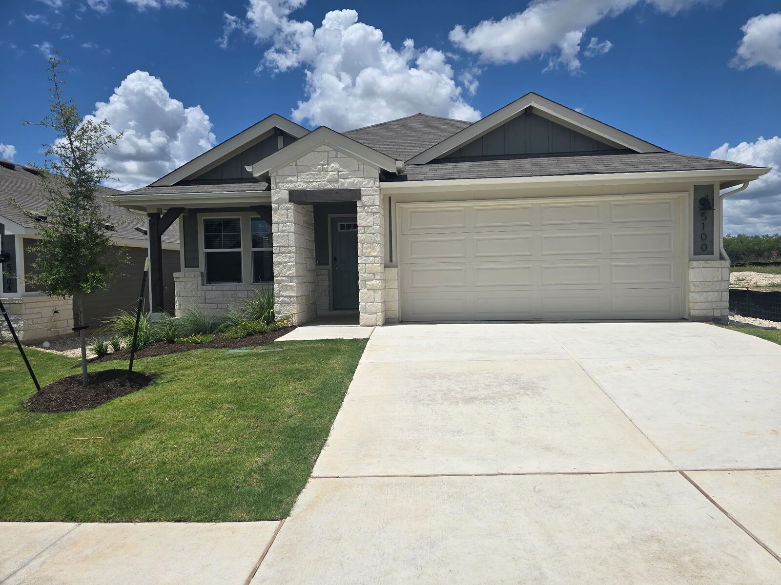 Property Photo: 5100 Stockton Lane TX 78617