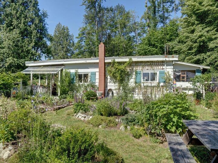 Property Photo: 947 North Road BC V0N 1V7