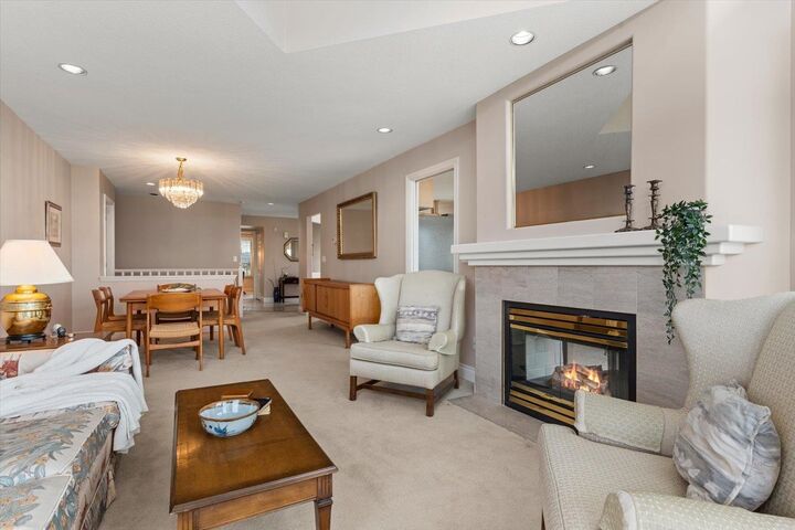 Property Photo: 3354 Horn Street 11 BC V2S 7L3