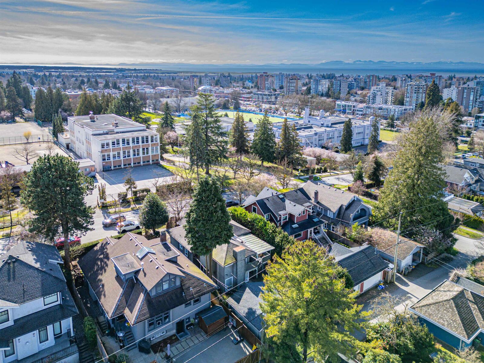 Property Photo: 1987 W 37th Avenue BC V6M 1N5