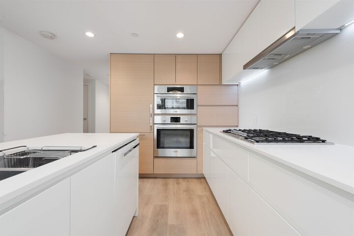 Property Photo: 6900 Pearson Way 404 BC V7C 0C9