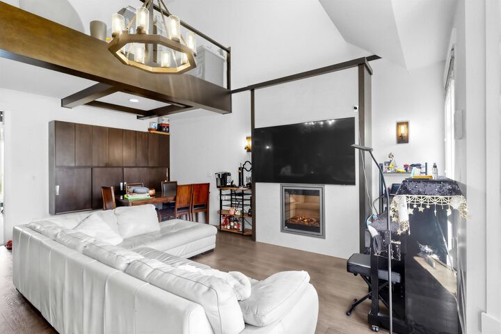 Property Photo: 15977 26 Avenue 34 BC V3Z 2W7