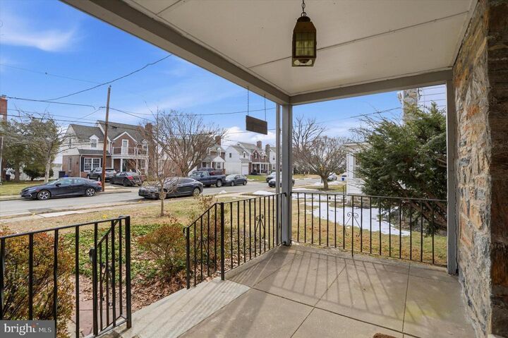 Property Photo:  824 Collenbrook Avenue  PA 19026 