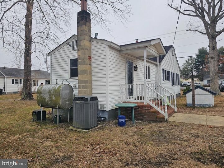 Property Photo:  24603 Hollywood Road  MD 20636 