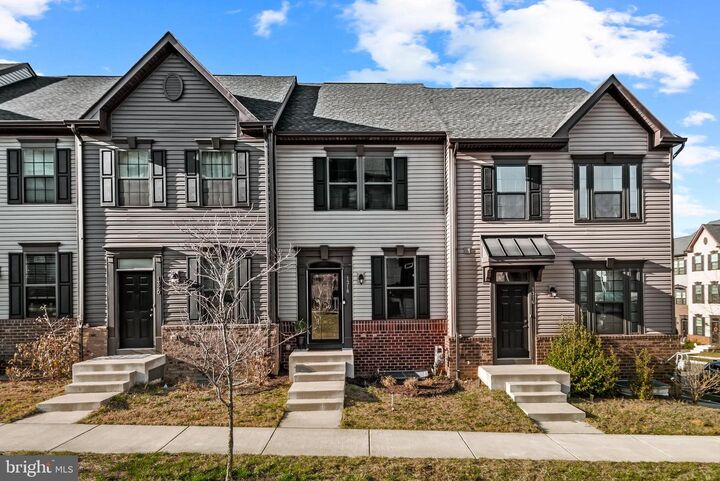 Property Photo: 1318 Trestle Drive VA 22401