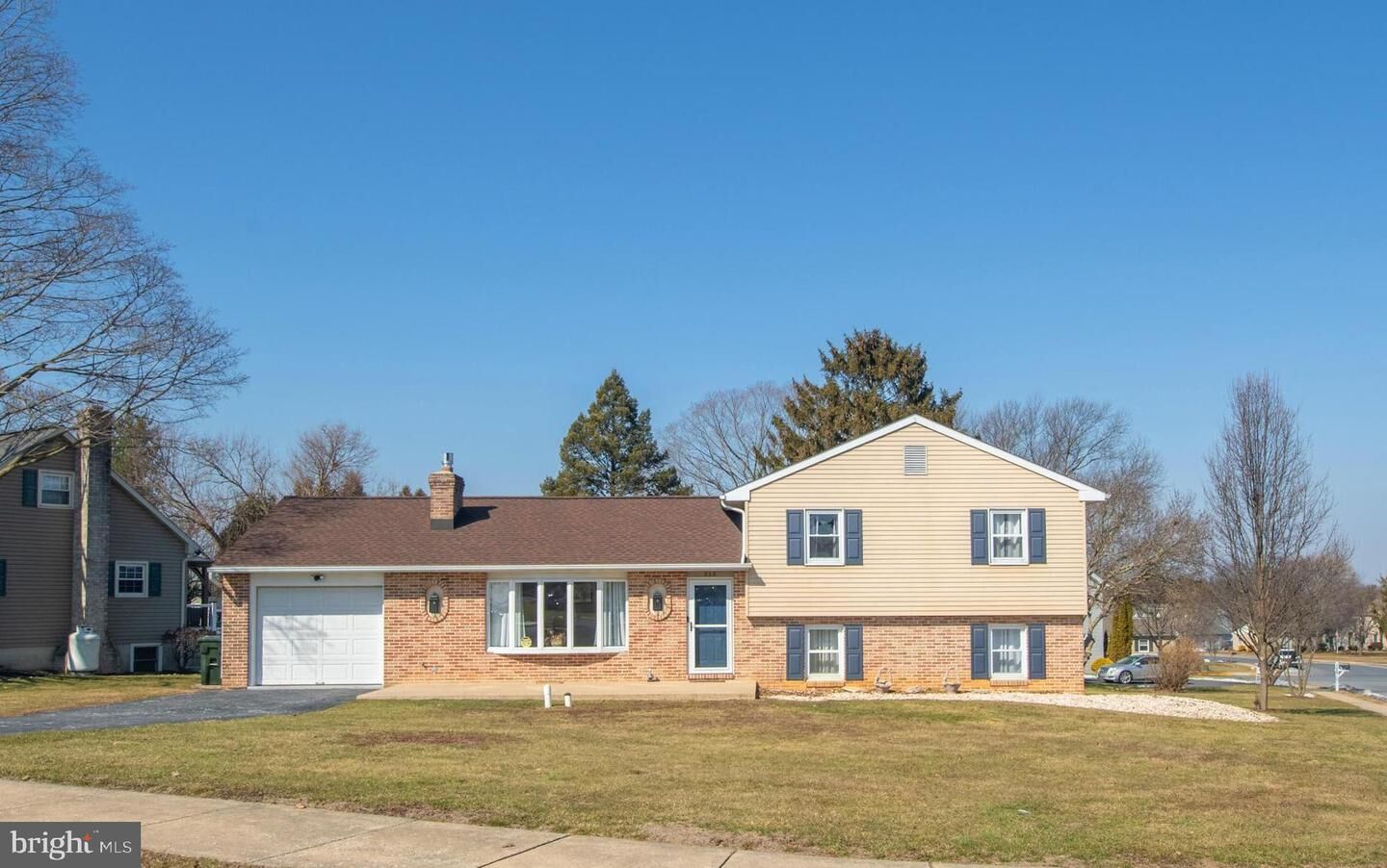 Property Photo: 315 W Broad Street PA 17557