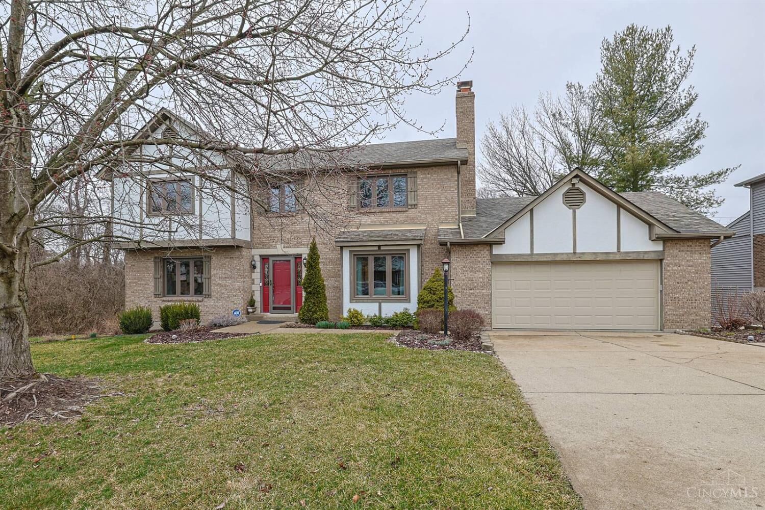 Property Photo: 4324 Marcrest Drive OH 45211