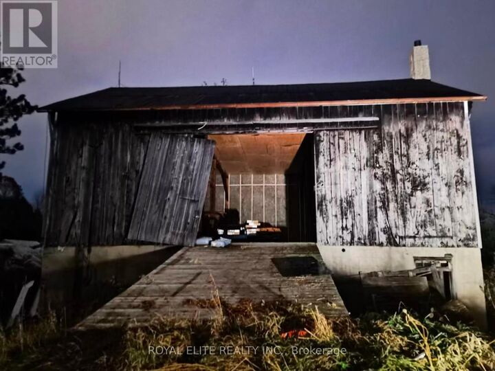 Property Photo:  2111 Lockhart Road  ON L9S 3G1 