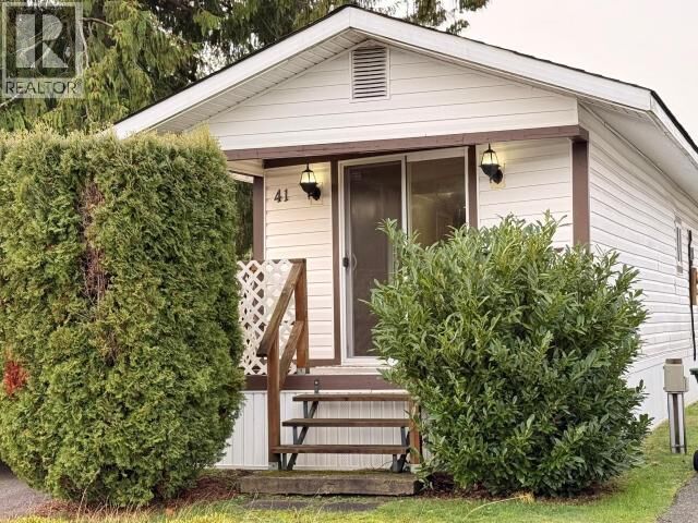 Property Photo:  41-7624 Duncan Street  BC V8A 5L2 