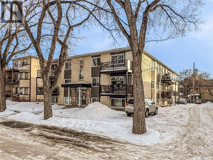 Property Photo:  5 2157 Rae Street  SK S4T 2E8 