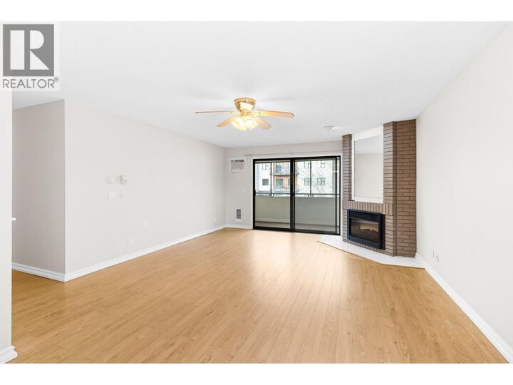 Property Photo: 1490B Gordon Drive 304 BC V1Y 3G5