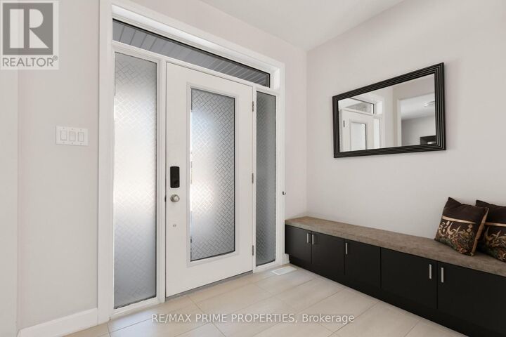 Property Photo:  820 Mercier Crescent  ON K1W 0N6 