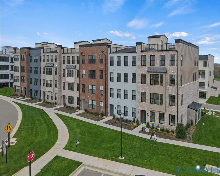 Property Photo: 3618 Daisy Field Walk B VA 23233