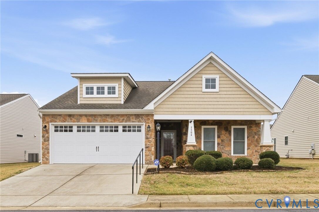Property Photo:  7504 Red Hill Club Court  VA 23231 