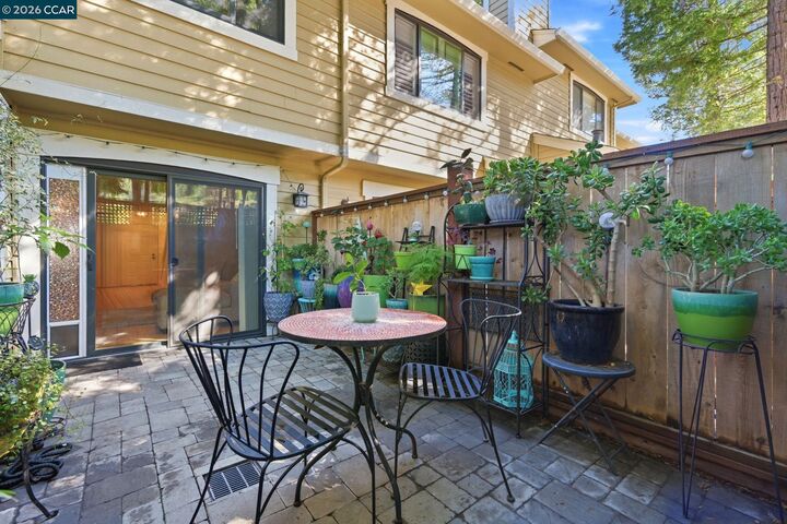 Property Photo:  701 Center Ave  CA 94553 