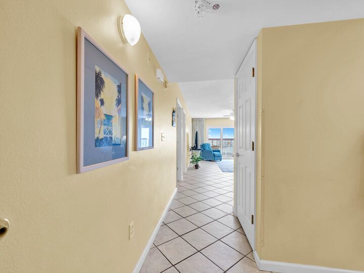 Property Photo: 895 Santa Rosa Boulevard 707 FL 32548
