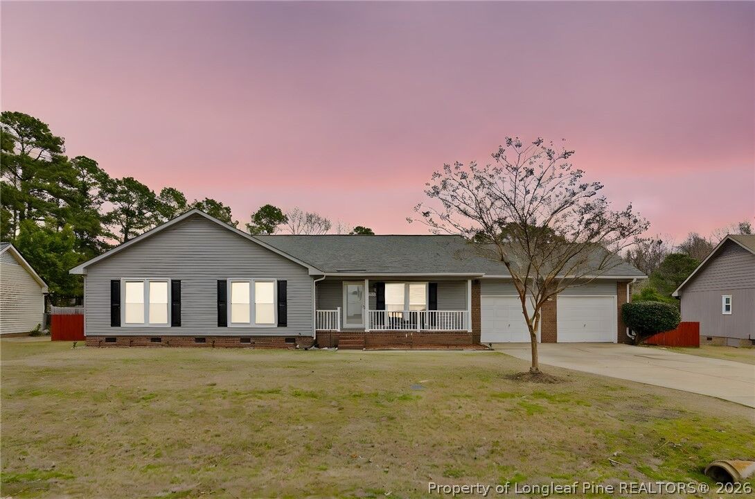 Property Photo:  8606 Tangletree Drive  NC 28356 