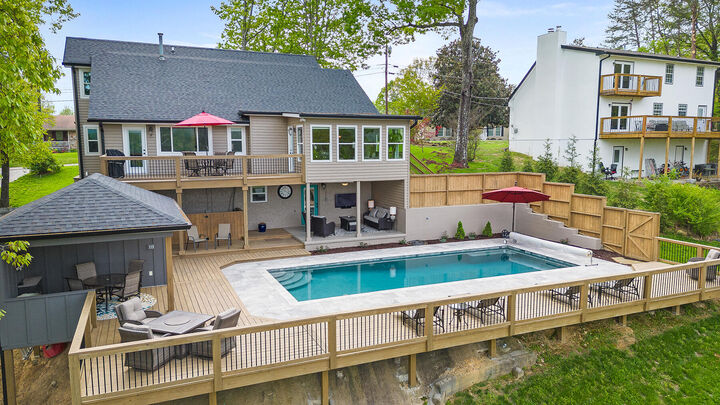 Property Photo: 5977 Crestview Drive TN 37343