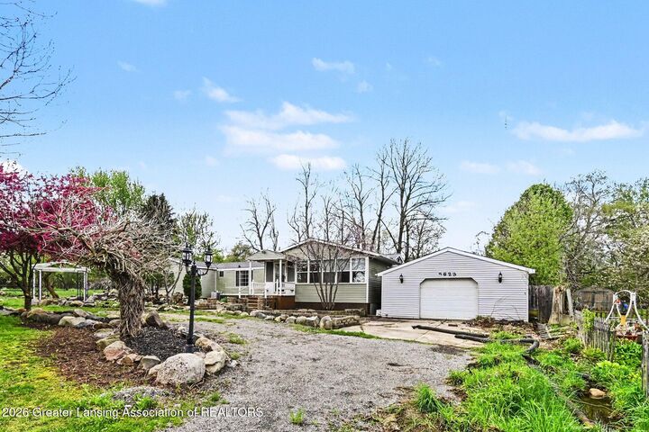 Property Photo:  5623 Rossman Road  MI 49264 