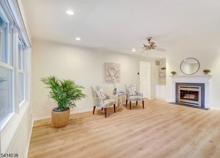 Property Photo:  23 Heritage Dr E  NJ 07928 