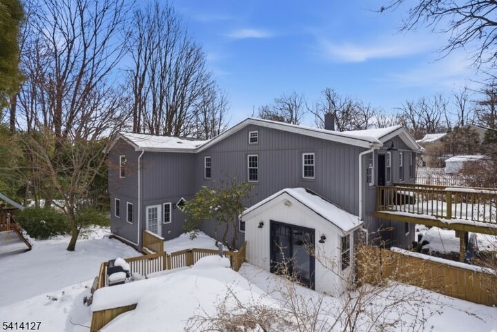 Property Photo:  12 Overlook Drive  NJ 07834 