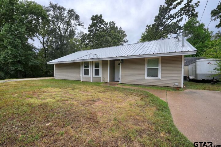 Property Photo:  2509 Broadway Blvd  TX 75662 