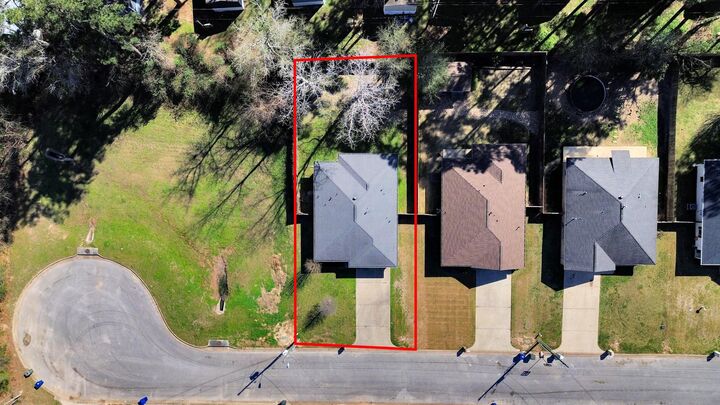 Property Photo: 228 Green Leaf Street TX 77340