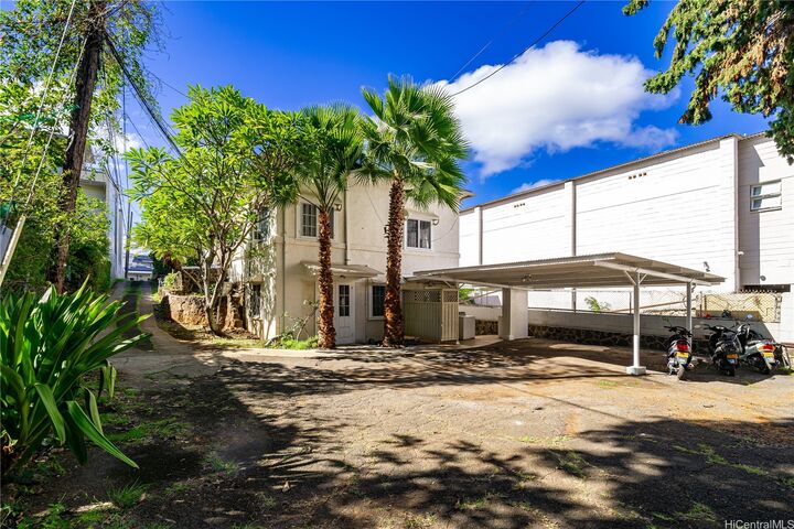 Property Photo: 3110 Waialae Avenue HI 96816