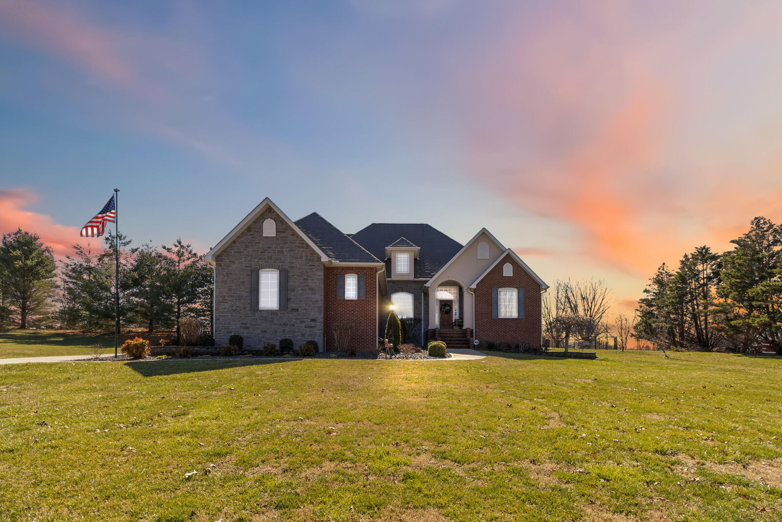 Property Photo:  231 Colson Drive  KY 42518 