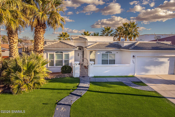 Property Photo:  705 Lauren Street  NM 88008 