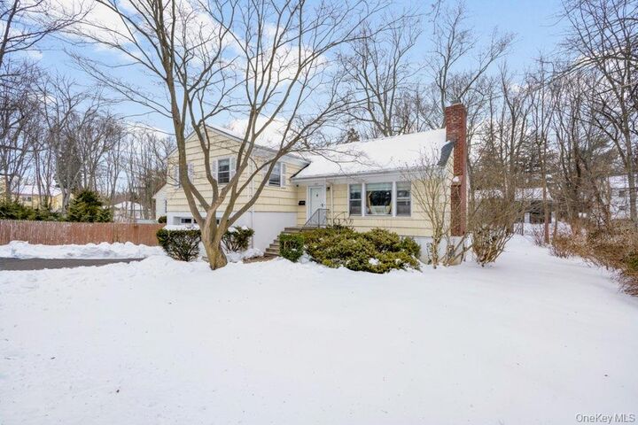 Property Photo:  1015 Mamaroneck Avenue  NY 10605 