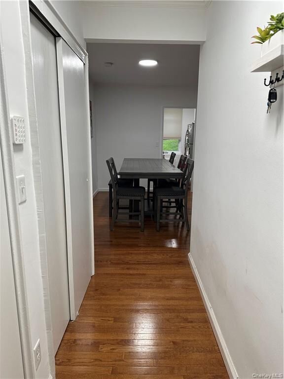 Property Photo:  1133 Midland Avenue 1K  NY 10708 