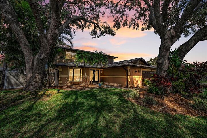 Property Photo:  1454 Rosetree Court  FL 33764 