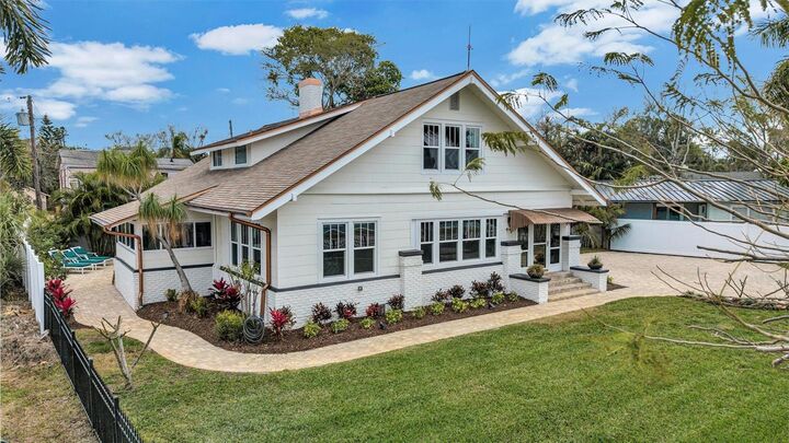 Property Photo: 3925 Sunrise Drive S FL 33705