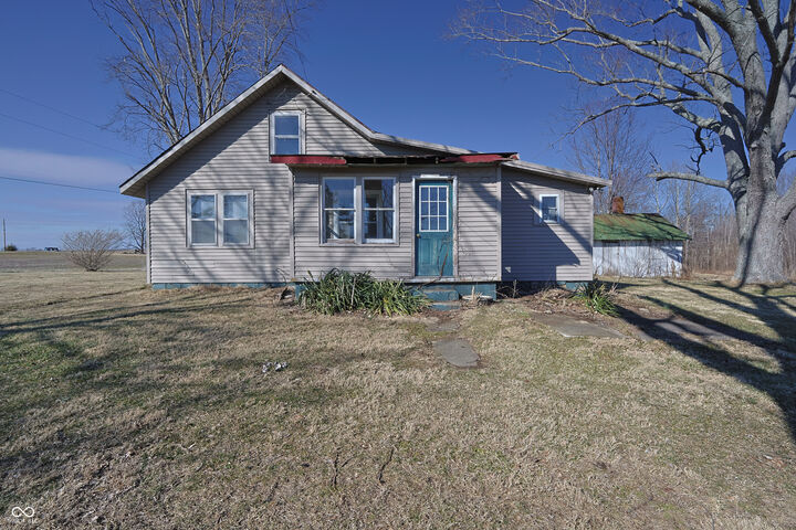 Property Photo: 5107 S 450 E IN 47203