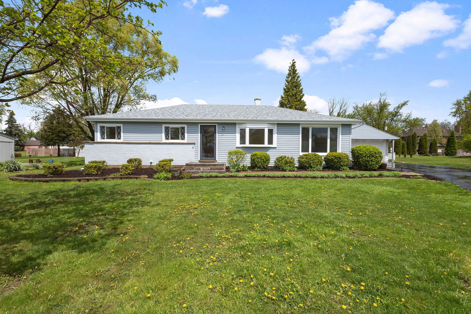 Property Photo:  646 68th Street  IL 60527 