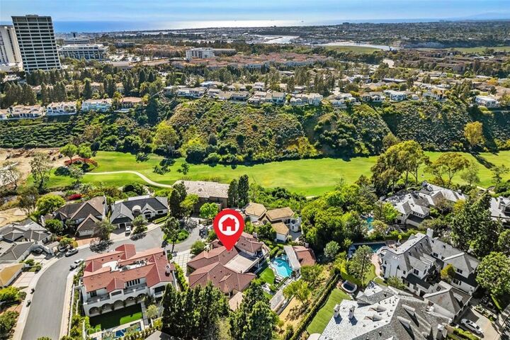 Property Photo:  4 Inverness Lane  CA 92660 