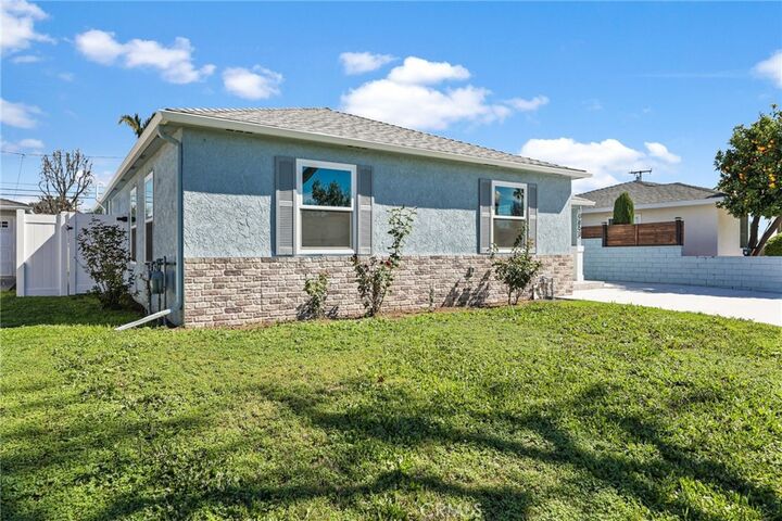 Property Photo:  10853 Glencannon Drive  CA 90606 