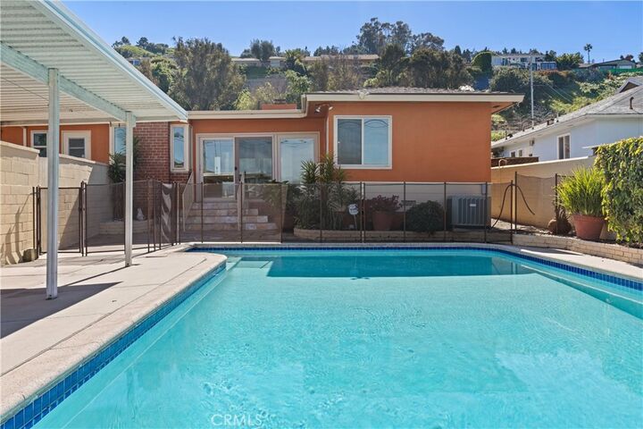 Property Photo: 5629 Brushton CA 90008
