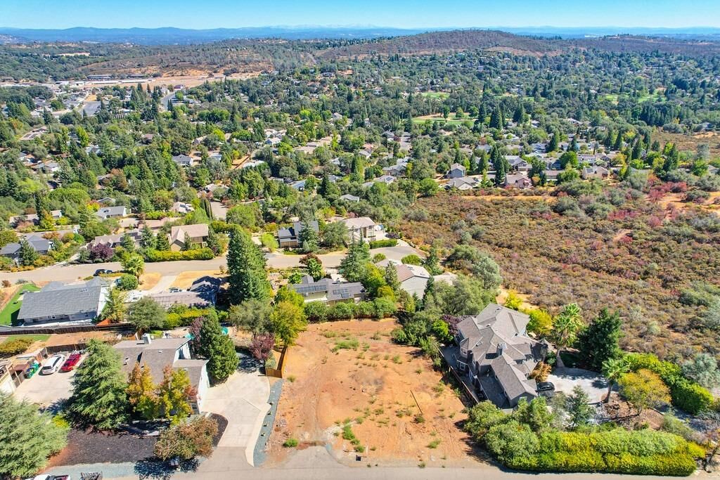 Property Photo: 3299 Woodleigh Lane CA 95682