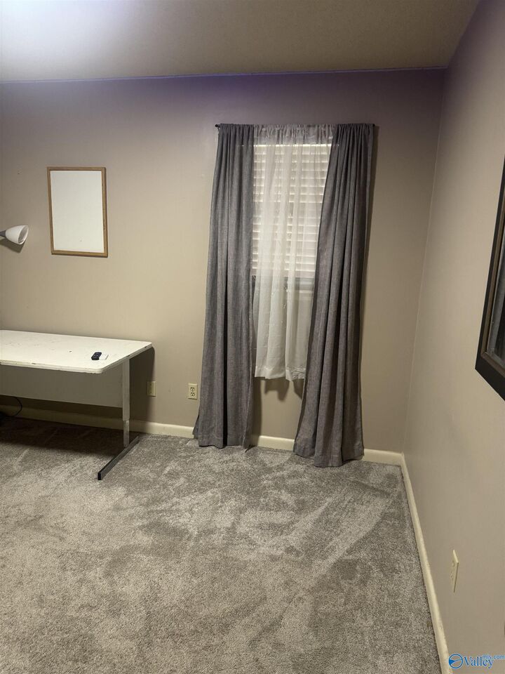 Property Photo: 1218 Castleman Avenue AL 35601